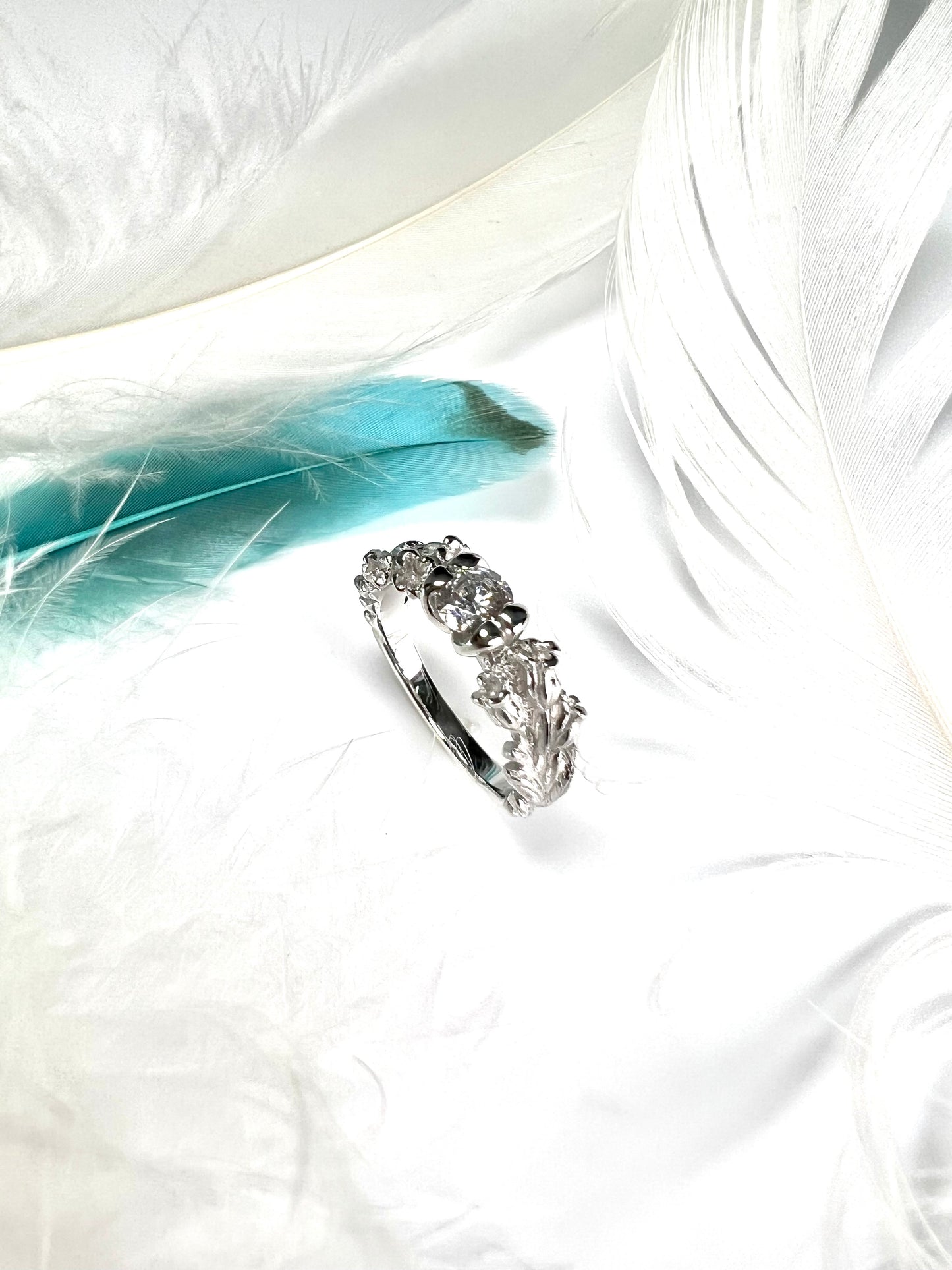 Pt900チューリップ・リング(ダイヤモンド)〜Tulip Ring〜