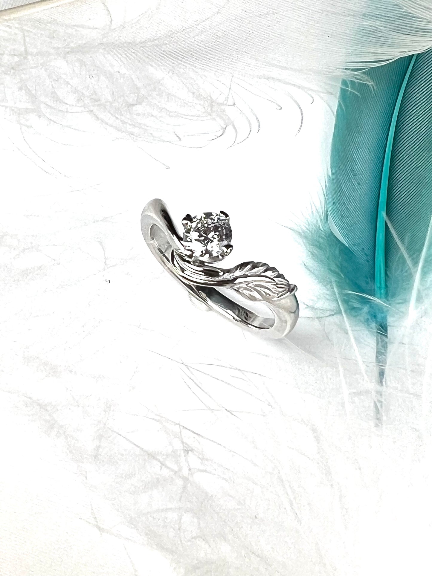 Pt900リーフ・リング(ダイヤモンド)〜Leaf Ring〜