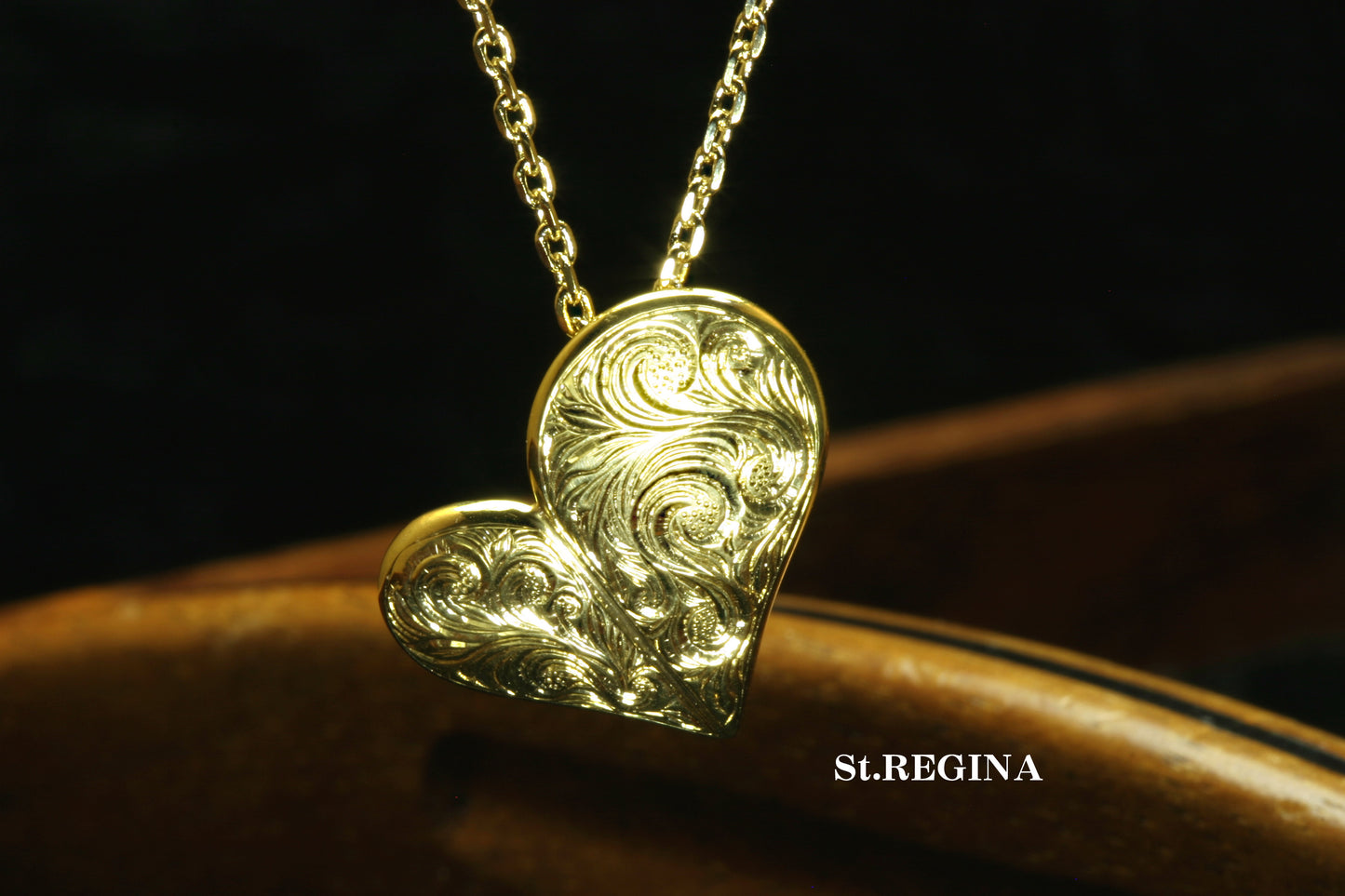 K18ラヴハート・エングレーブPendant